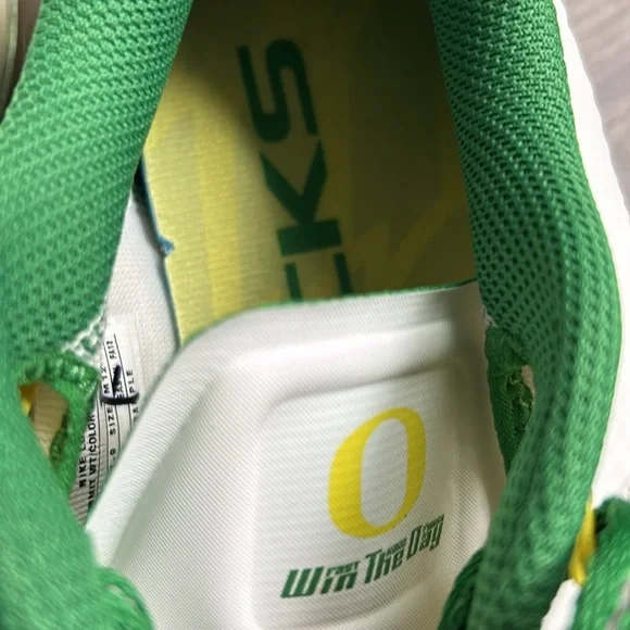 Nike Luner TR1 Oregon ducks player edition